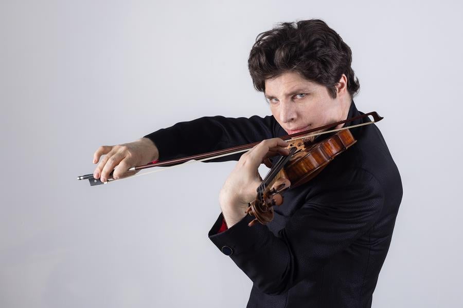 abu dhabi festival augustin hadelich