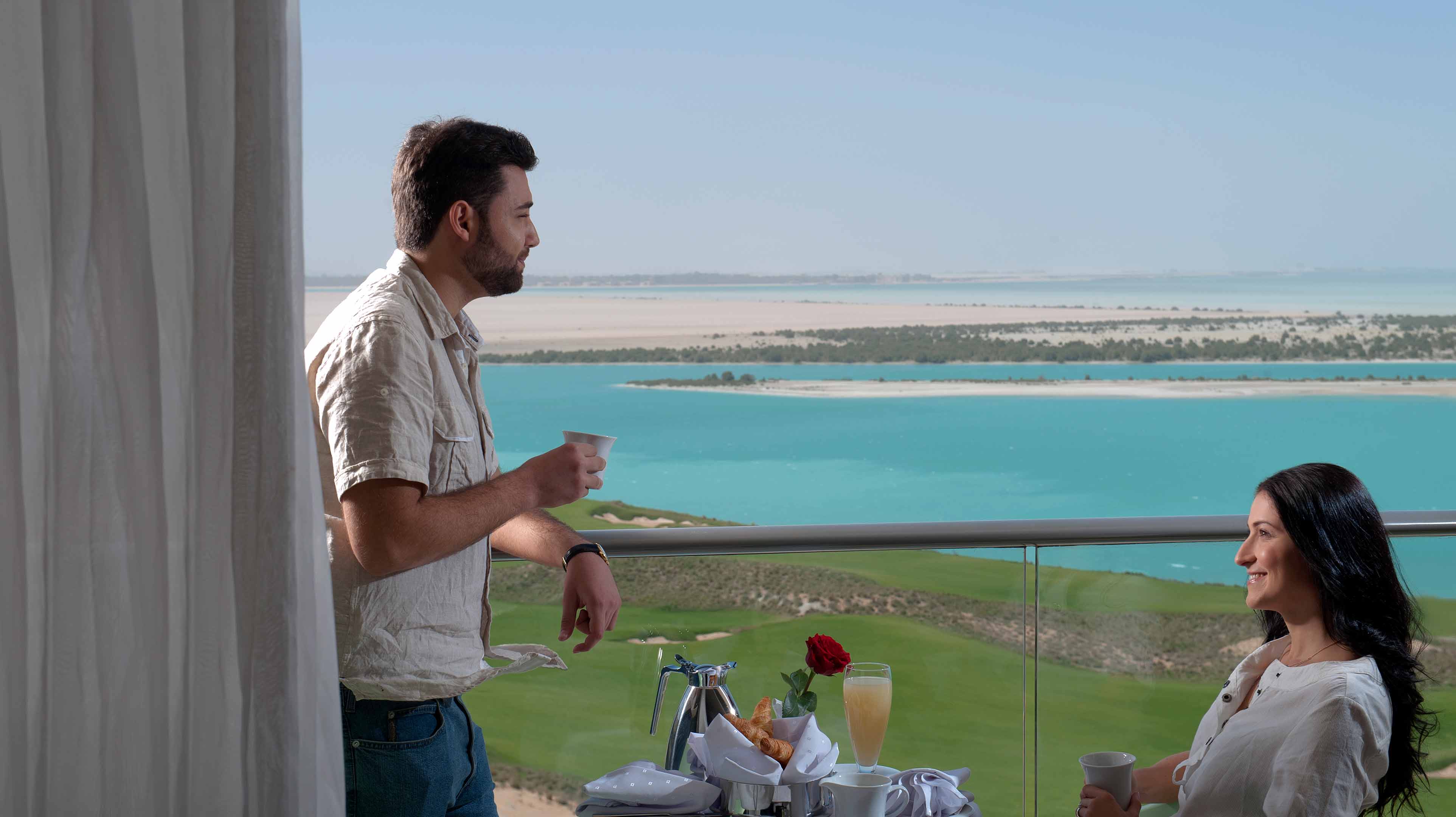 Отель Crowne Plaza Abu Dhabi Yas Island