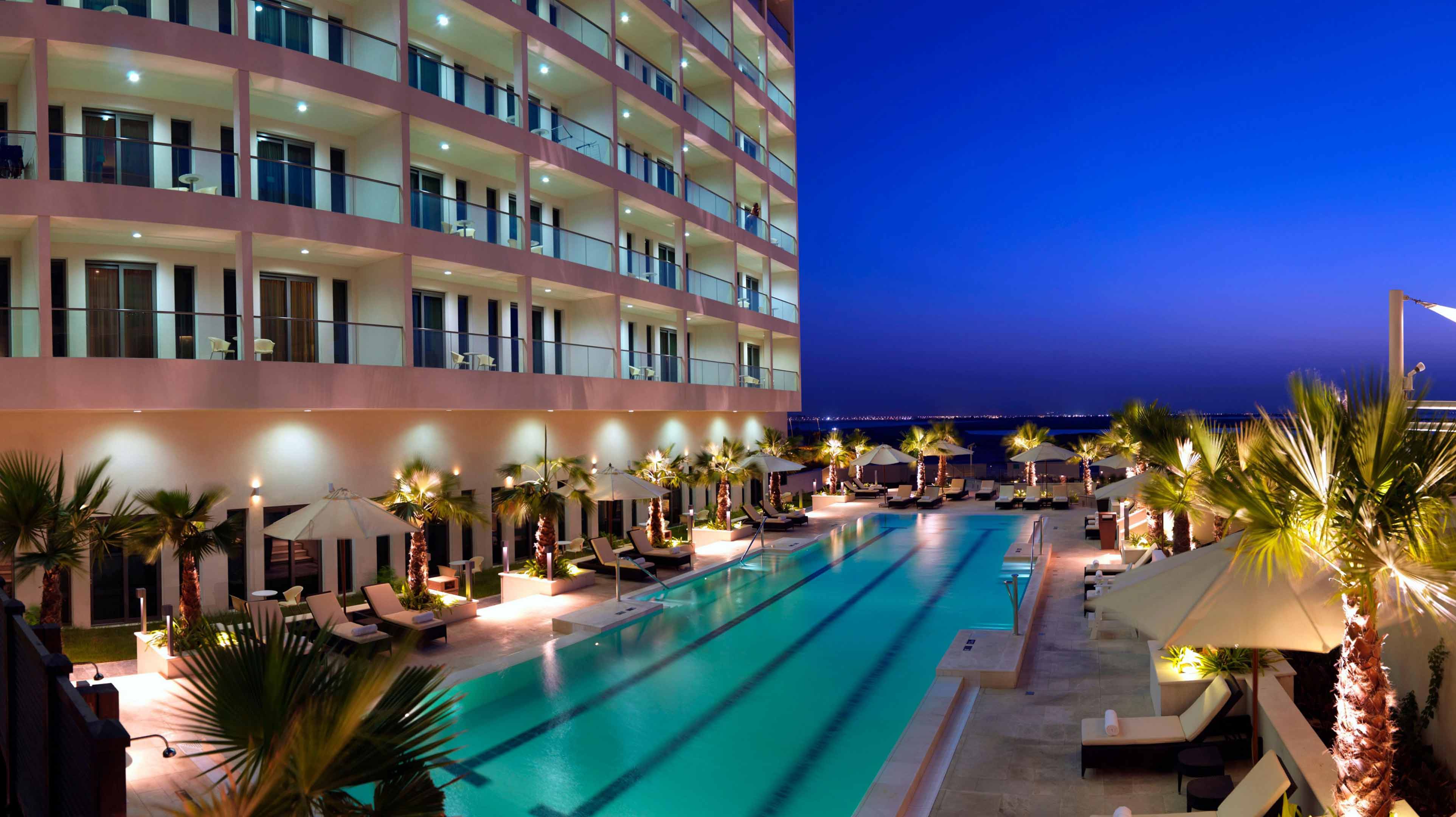 فندق ستيبريدج سويتس جزيرة ياس أبو ظبي