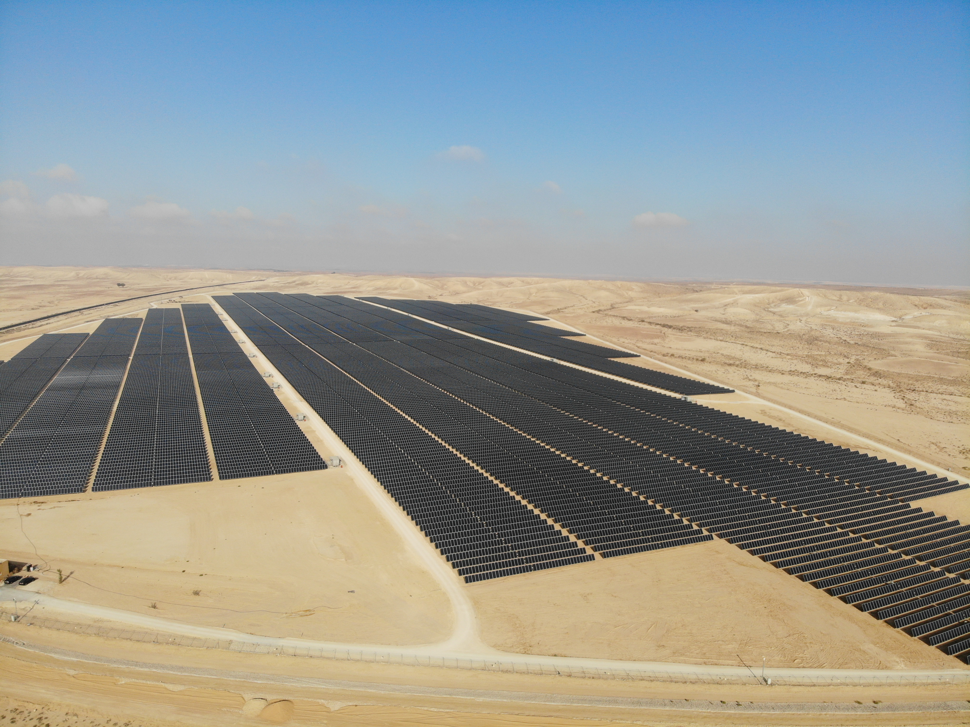 9. The largest solar power station in the world is in Abu Dhabi