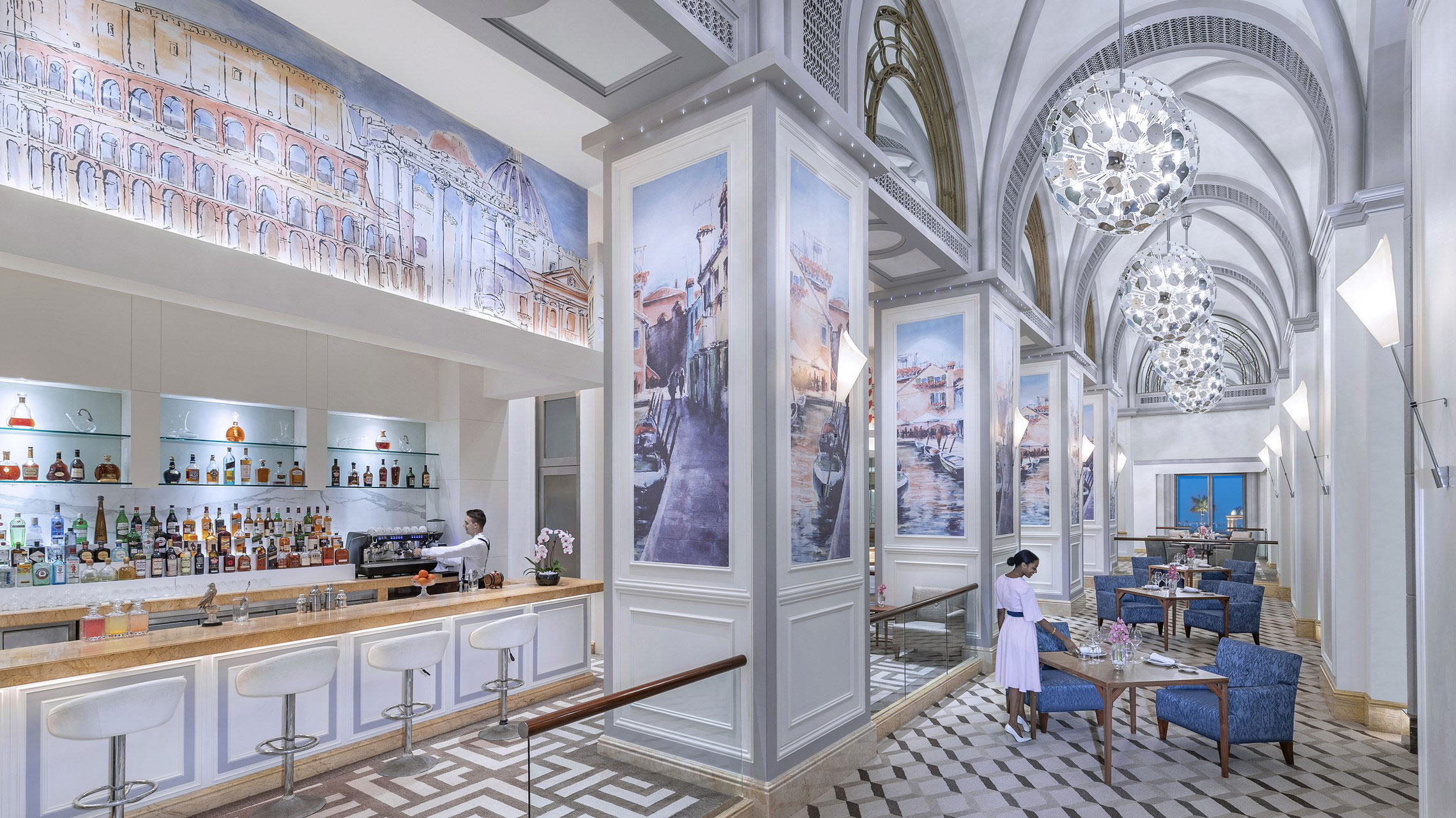 Luminosa ed eleganta sala dal soffitto a volte nel ristorante Michelin Talea by Antonio Guida ad Abu Dhabi