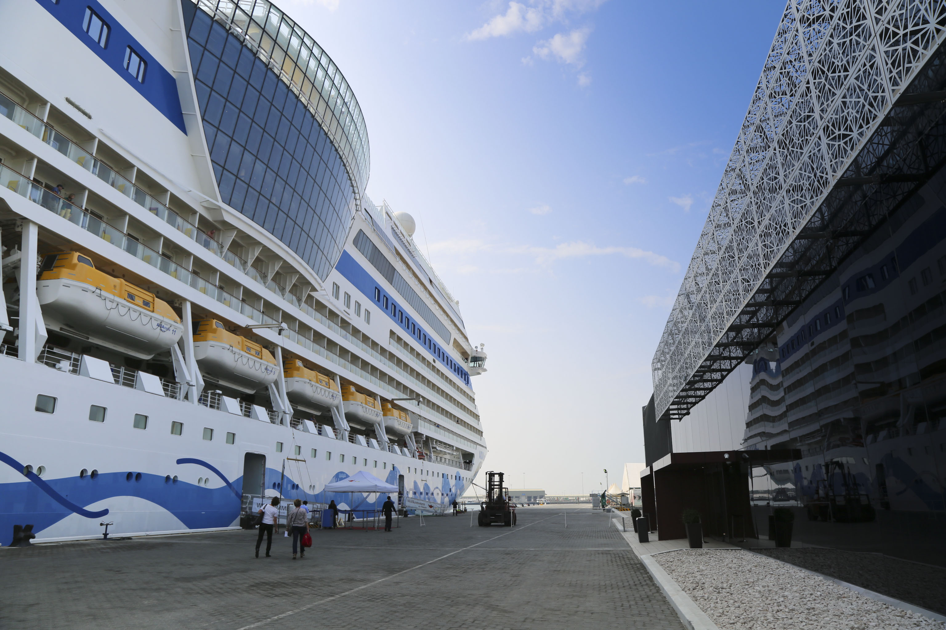 Abu Dhabi's Cruise Season