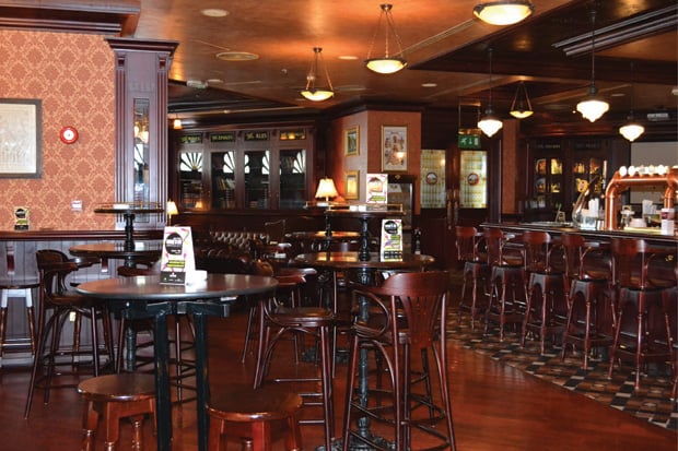 3rd Avenue Pub &amp; Restaurant