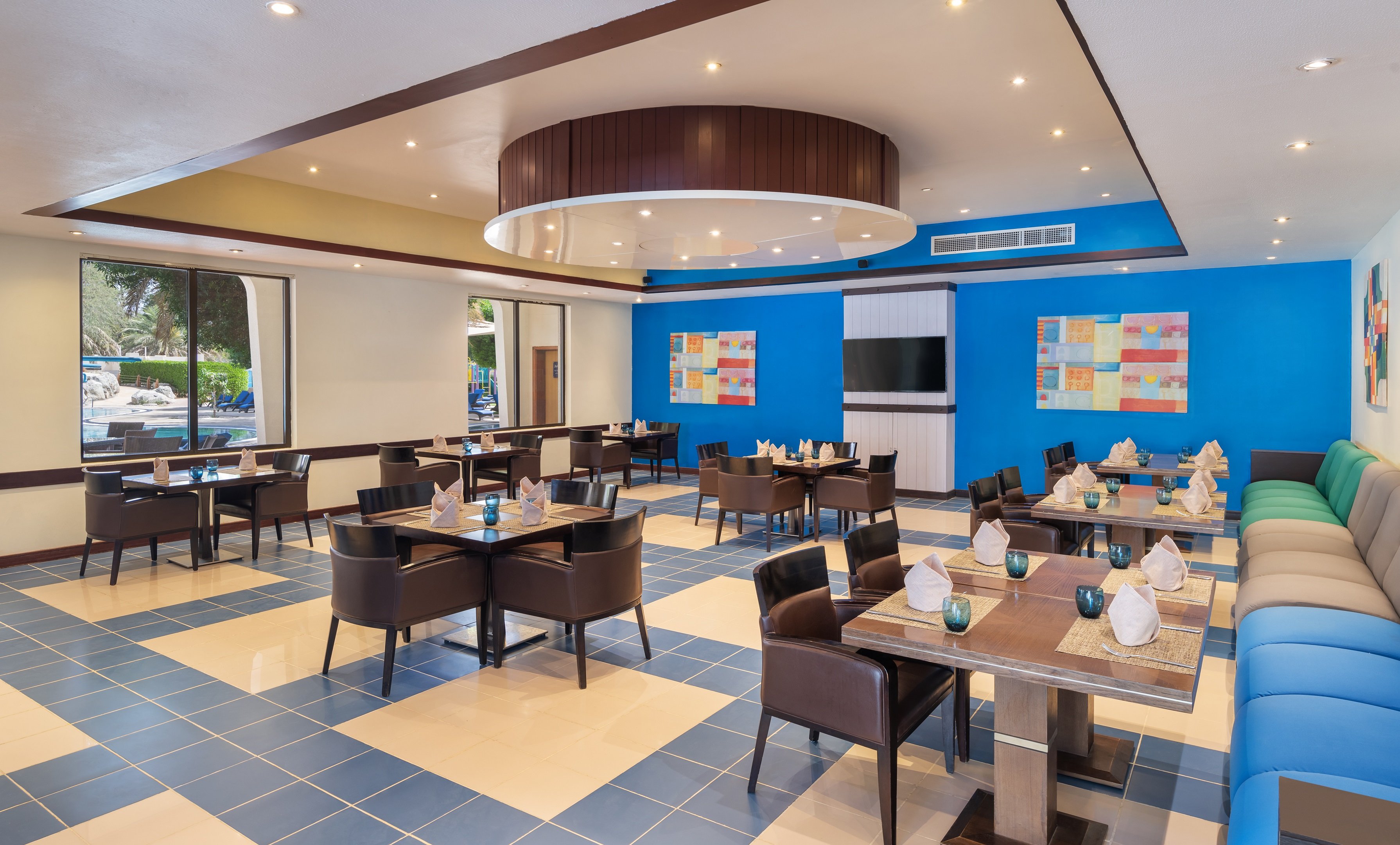 Club House Radisson Blu Hotel and Resort Al Ain