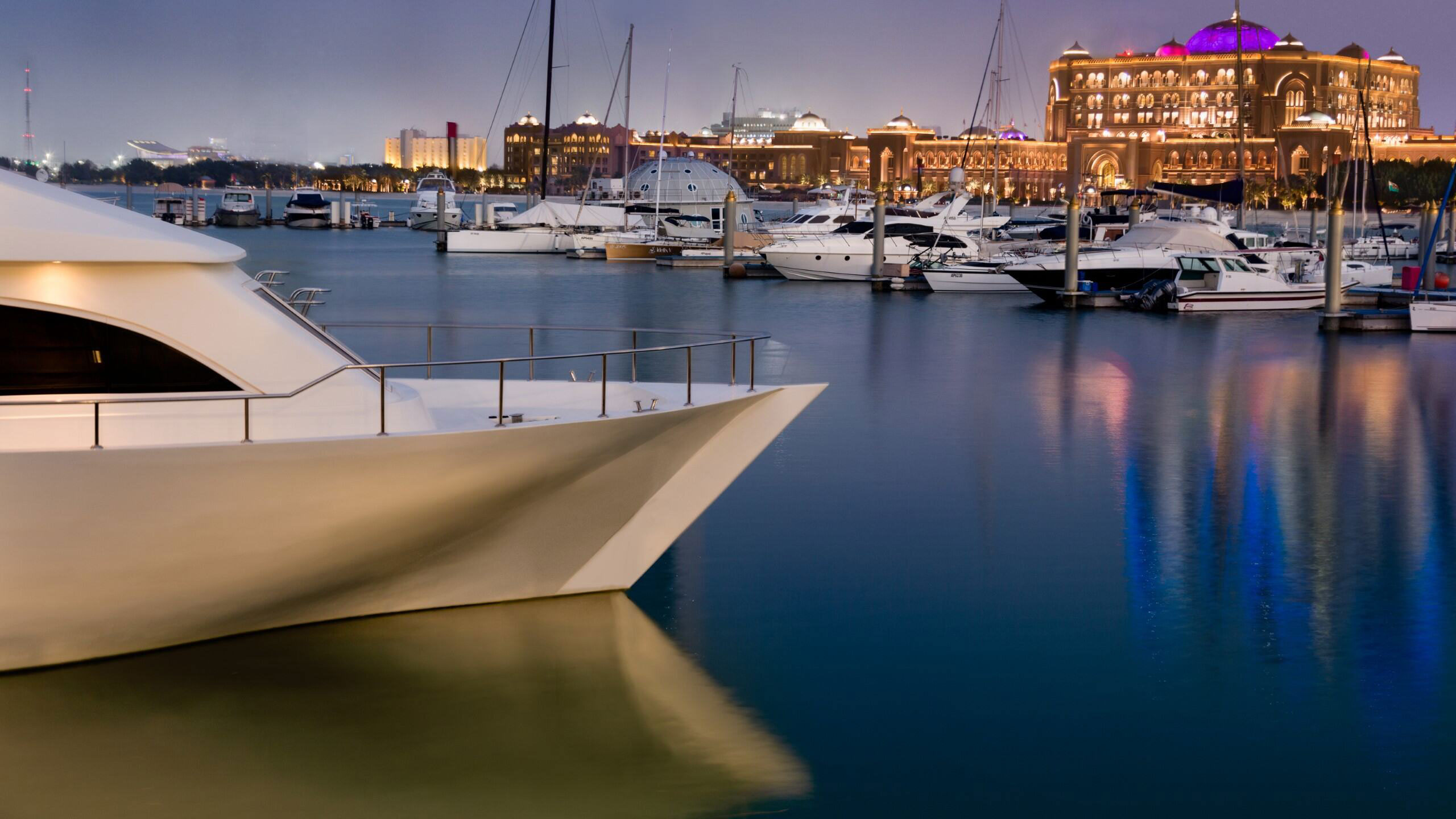 emirates palace marina