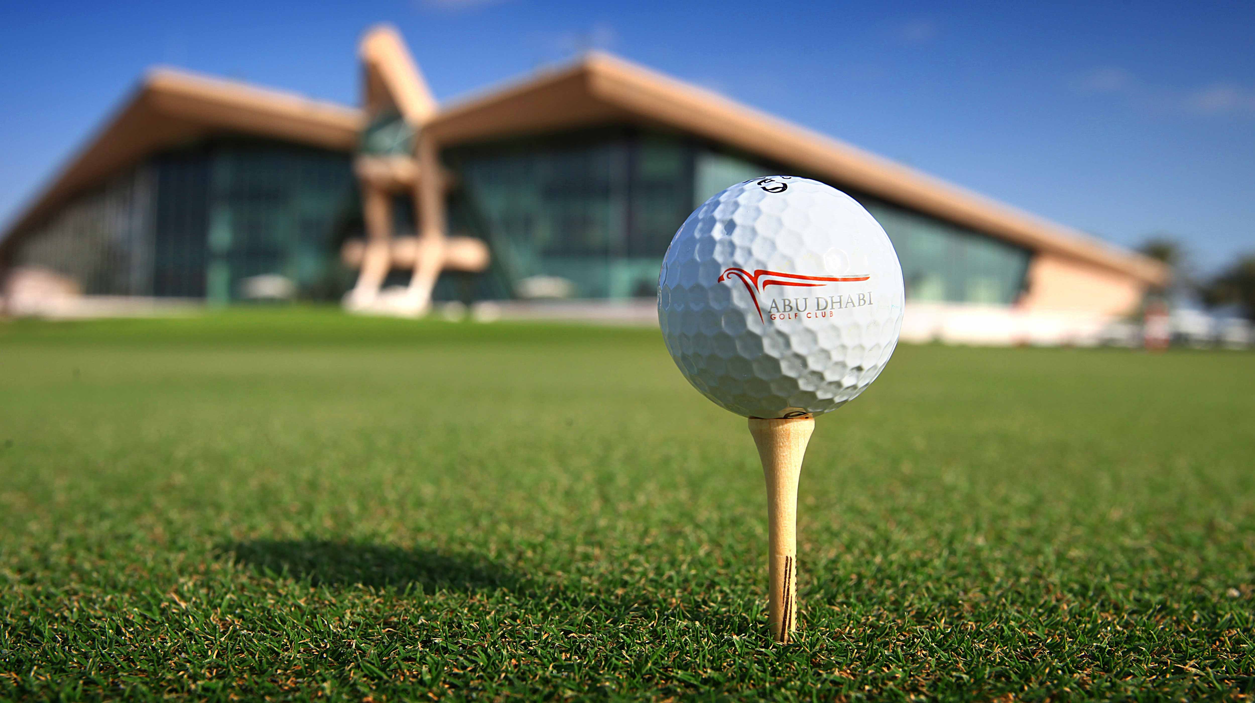 Гольф-клуб  Abu Dhabi Golf Club